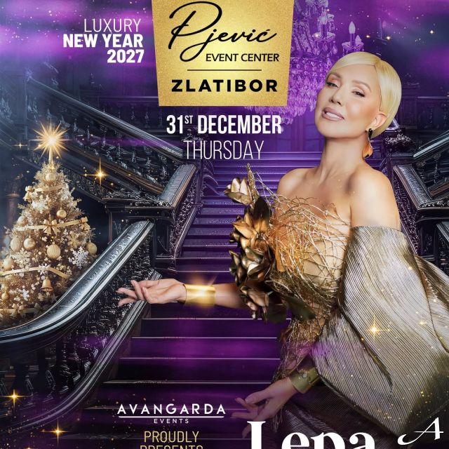 Event centar - pevačica na stepenicama